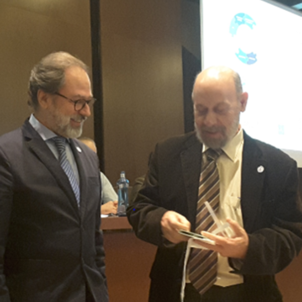 ix-jomcal-premios-bbpp-01-png_1525837340